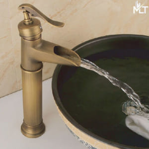 Vòi lavabo cao nóng lạnh – MLT961