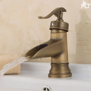 Vòi lavabo thấp nóng lạnh mạ crôm – MLT962